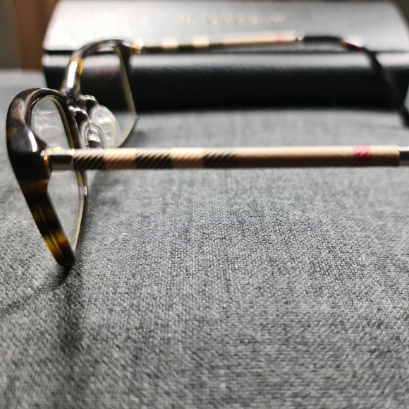 Burberry eyeglasses size 135 in Havana - Picture 2 of 5
